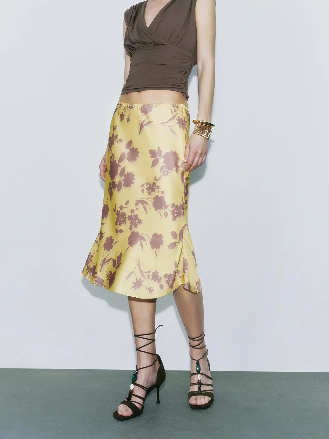 Floral Fishtail Skirts sold by Urban Revivo product image thumbnail 3