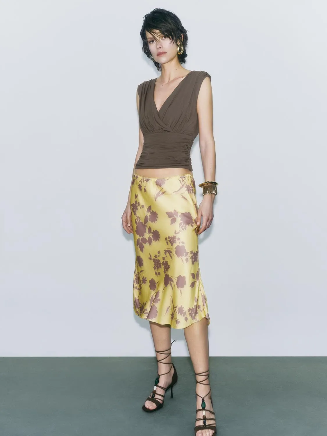 Floral Fishtail Skirts sold by Urban Revivo product image thumbnail 4