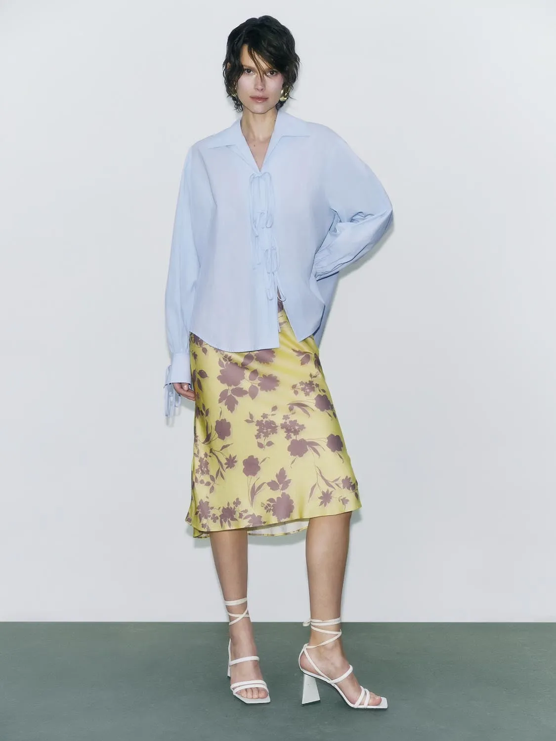 Lace Up Front Shirts sold by Urban Revivo product image thumbnail 3