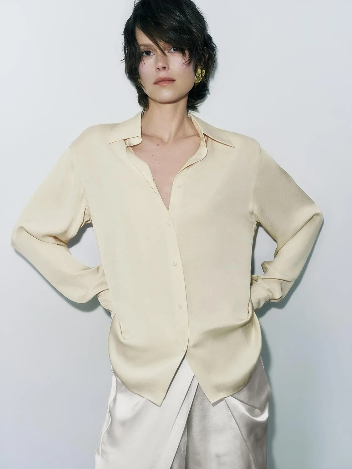 Long Sleeve Shirts sold by Urban Revivo product image thumbnail 2