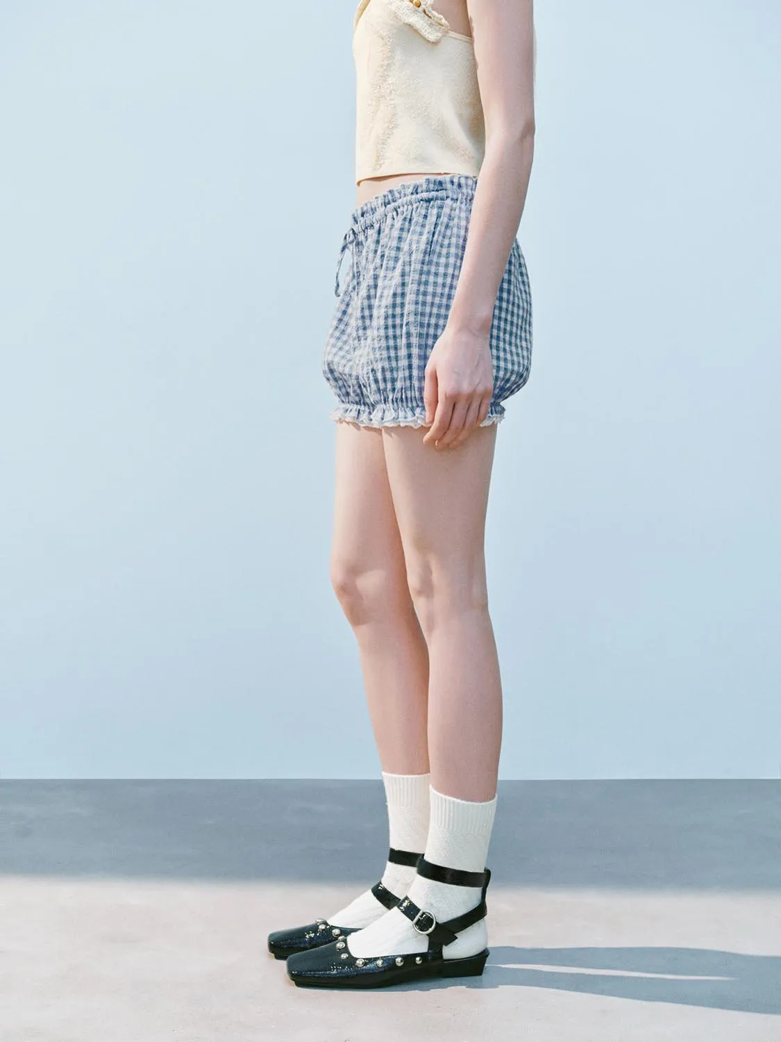 Leisure Plaid Shorts sold by Urban Revivo product image thumbnail 3