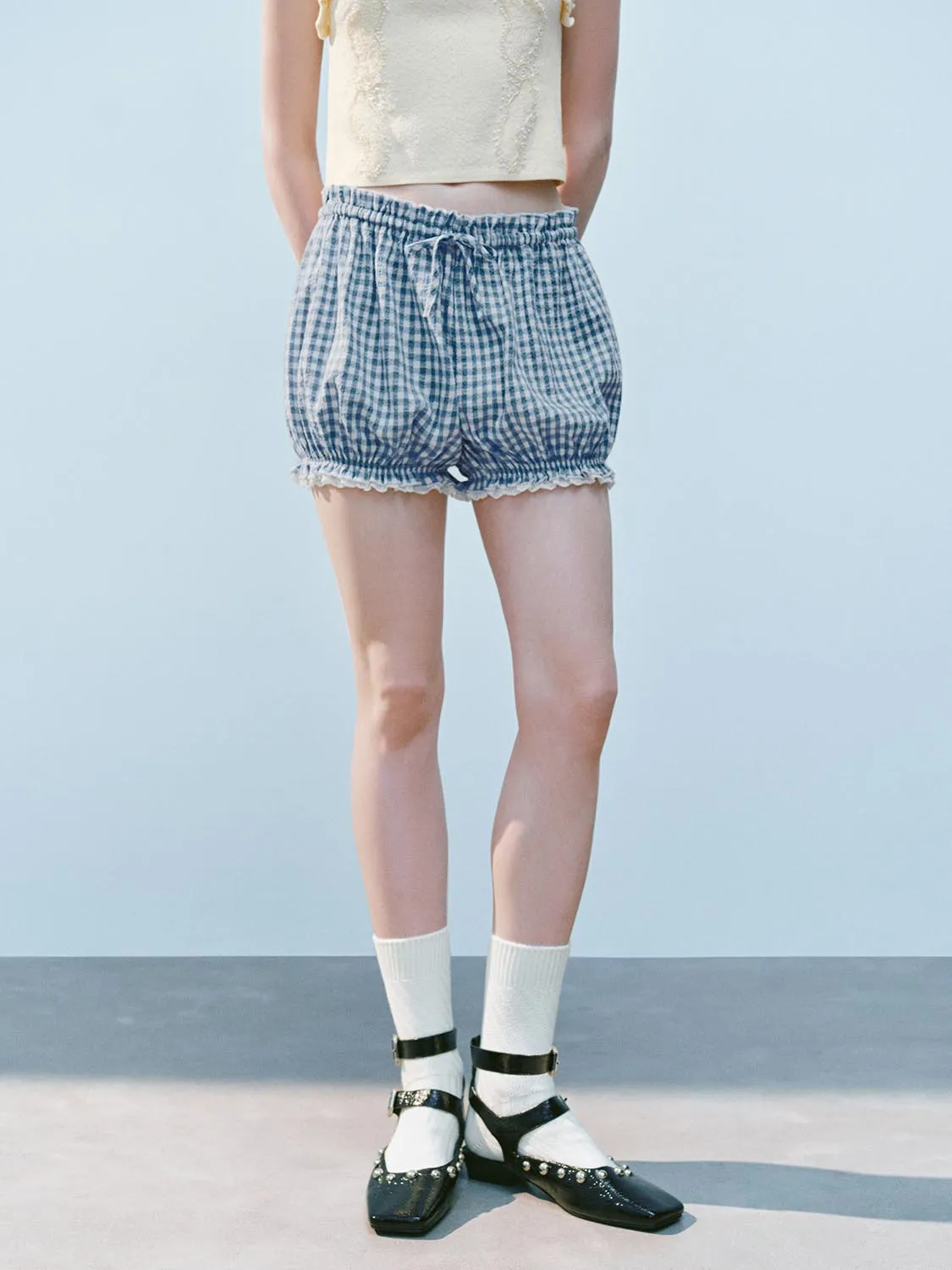 Leisure Plaid Shorts sold by Urban Revivo product image thumbnail 2