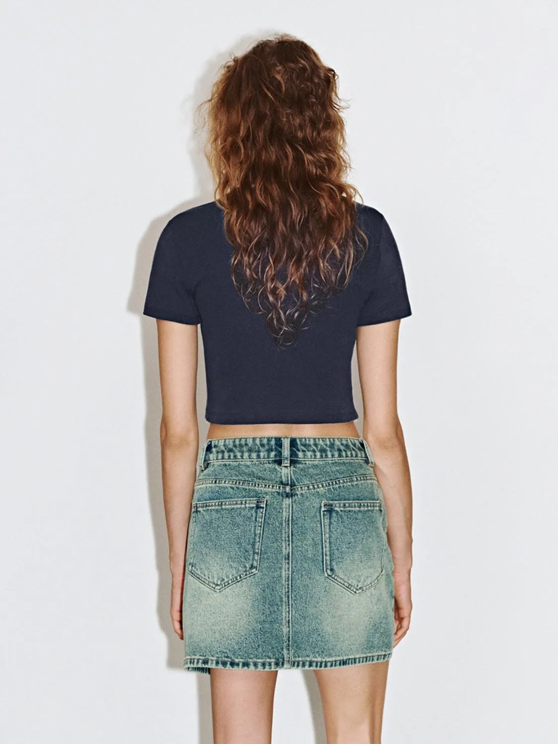 Cropped T-Shirts sold by Urban Revivo product image thumbnail 2