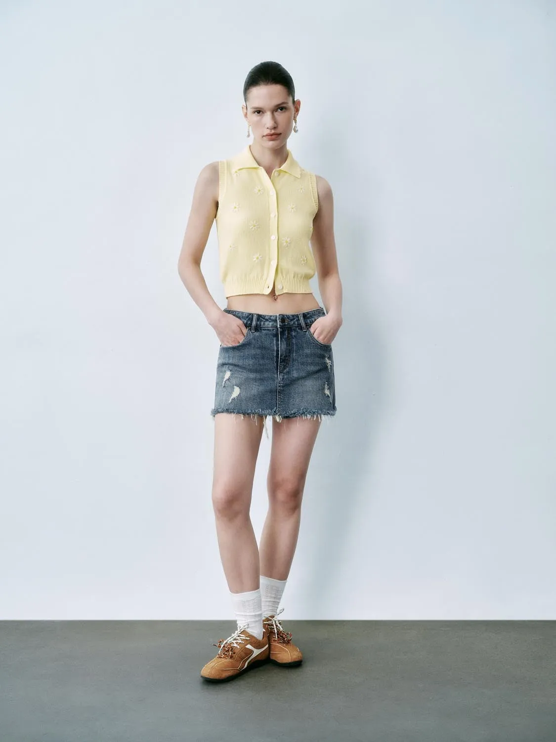 Knitted Sleeveless Cardigans sold by Urban Revivo product image thumbnail 3