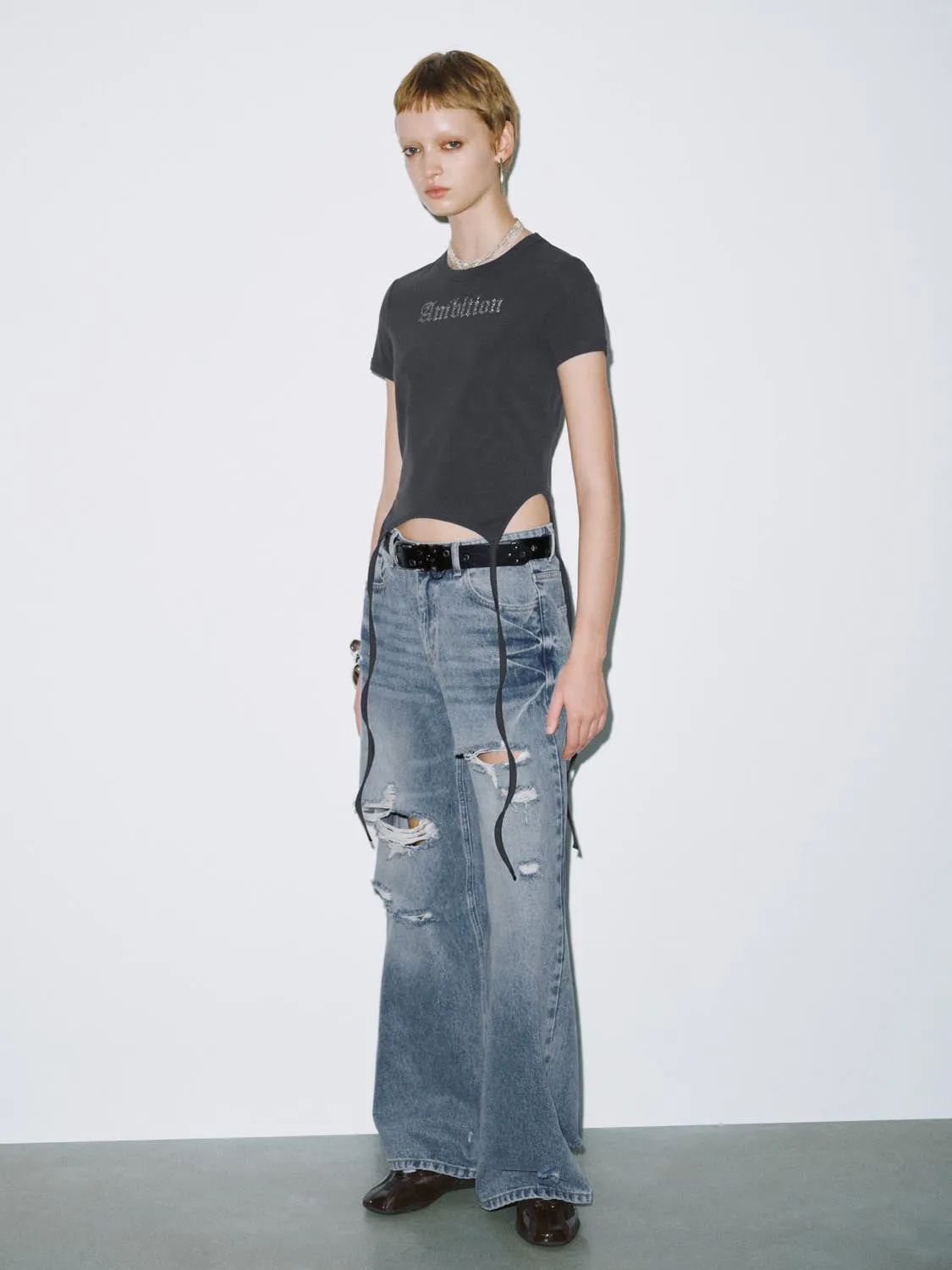 Short Sleeve T-Shirts sold by Urban Revivo product image thumbnail 3
