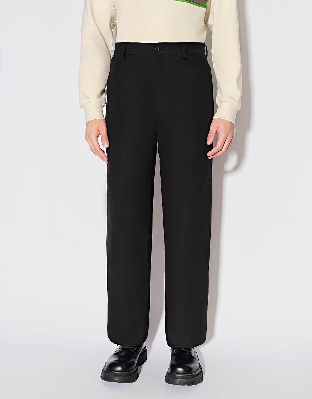 Tailored Straight Pants sold by Urban Revivo product image thumbnail 3