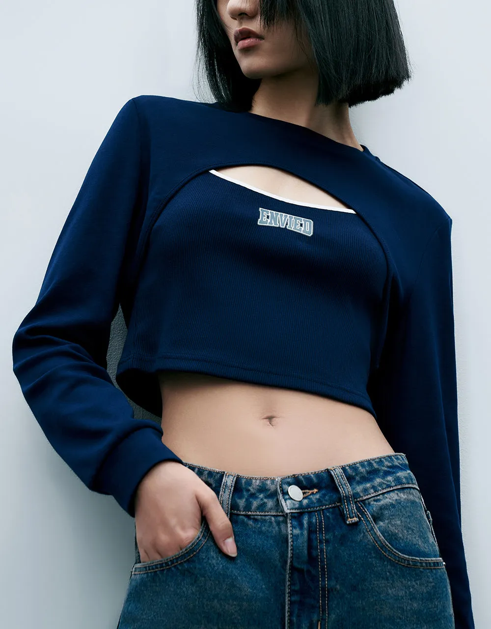 Cut-Out Crew Neck Knitted T-Shirt sold by Urban Revivo product image thumbnail 4