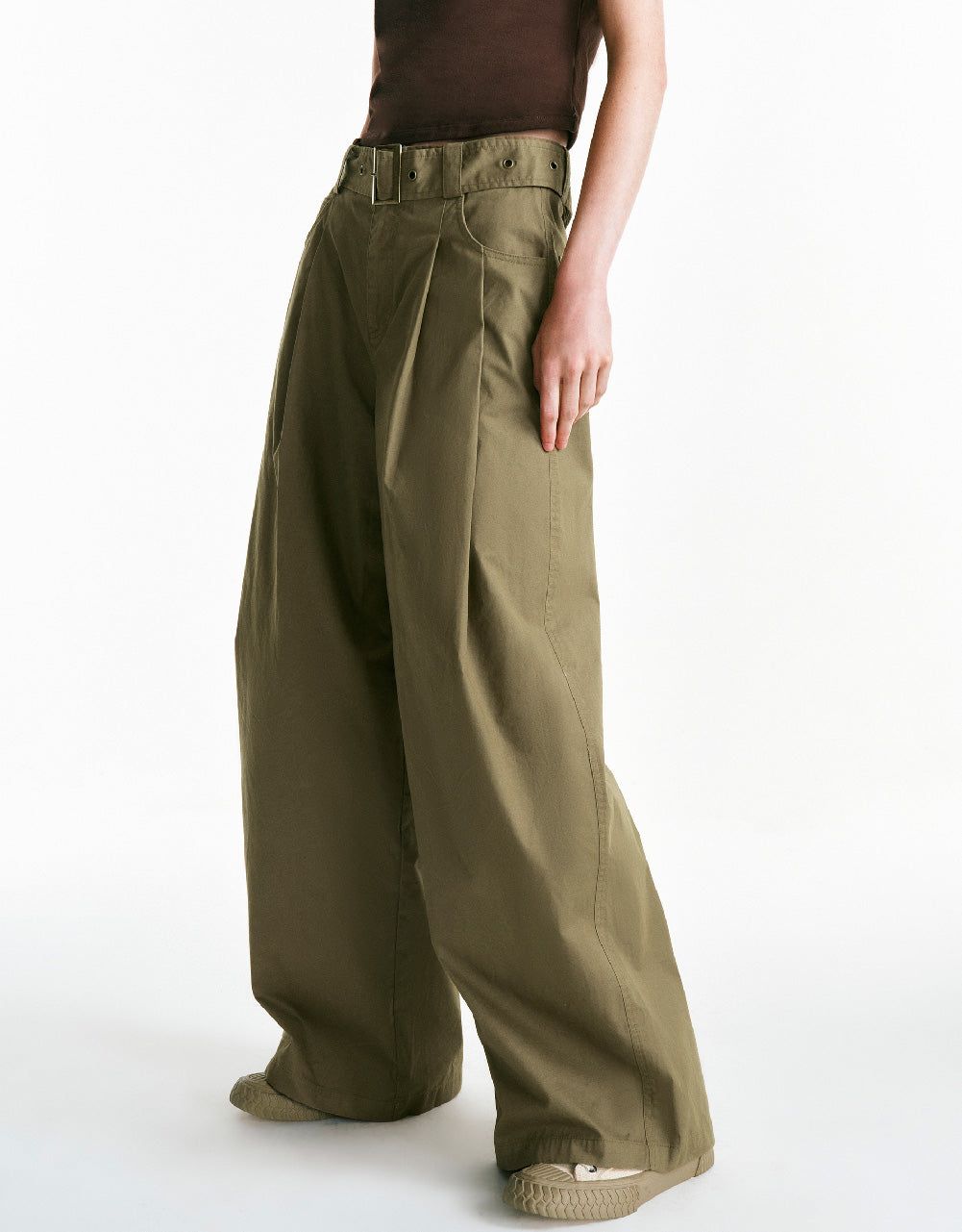 Wide-Leg Pants With Belt sold by Urban Revivo product image thumbnail 4