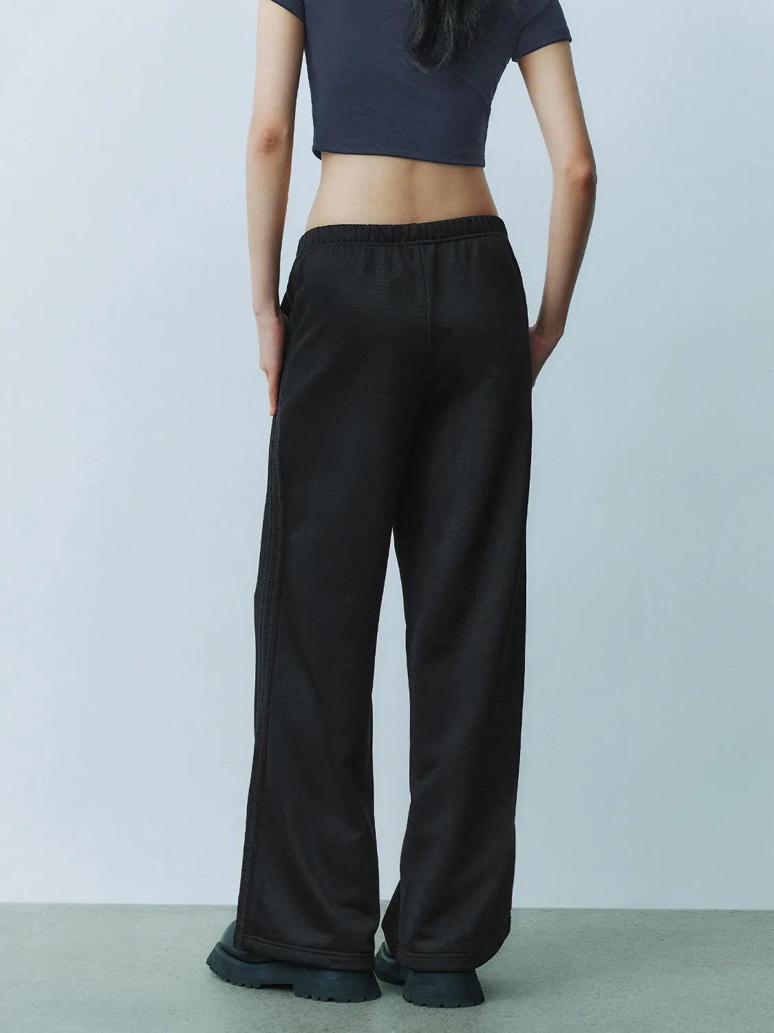 Striped Wide-Leg Pants sold by Urban Revivo product image thumbnail 4