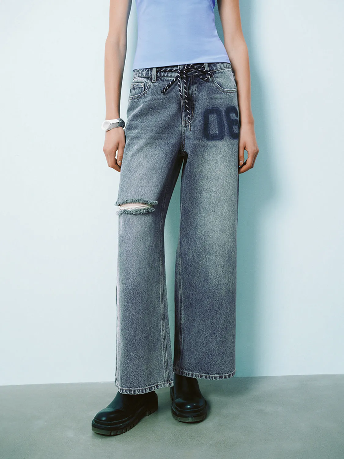 Ripped Denim Jeans sold by Urban Revivo product image thumbnail 2