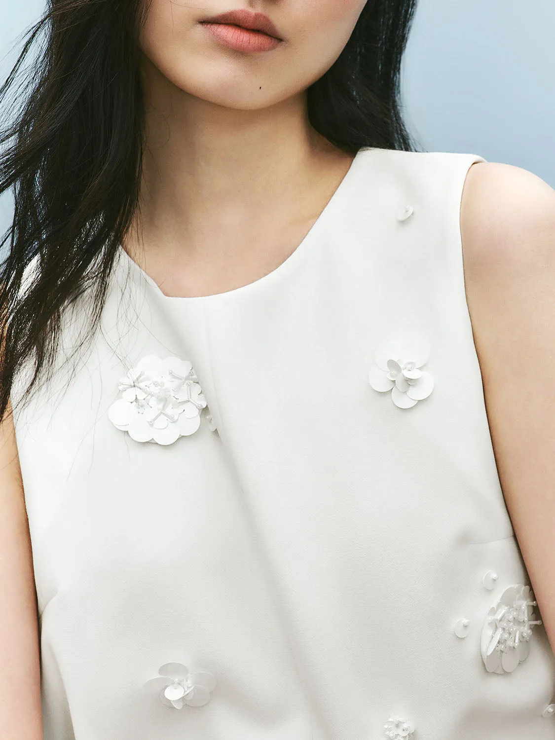 Overhead Sleeveless Shirts sold by Urban Revivo product image thumbnail 4