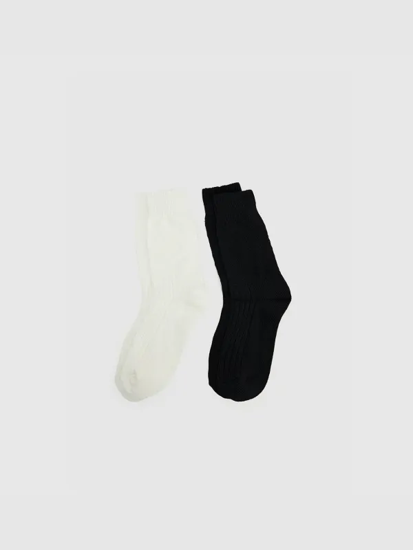 Mid-Length Socks sold by Urban Revivo