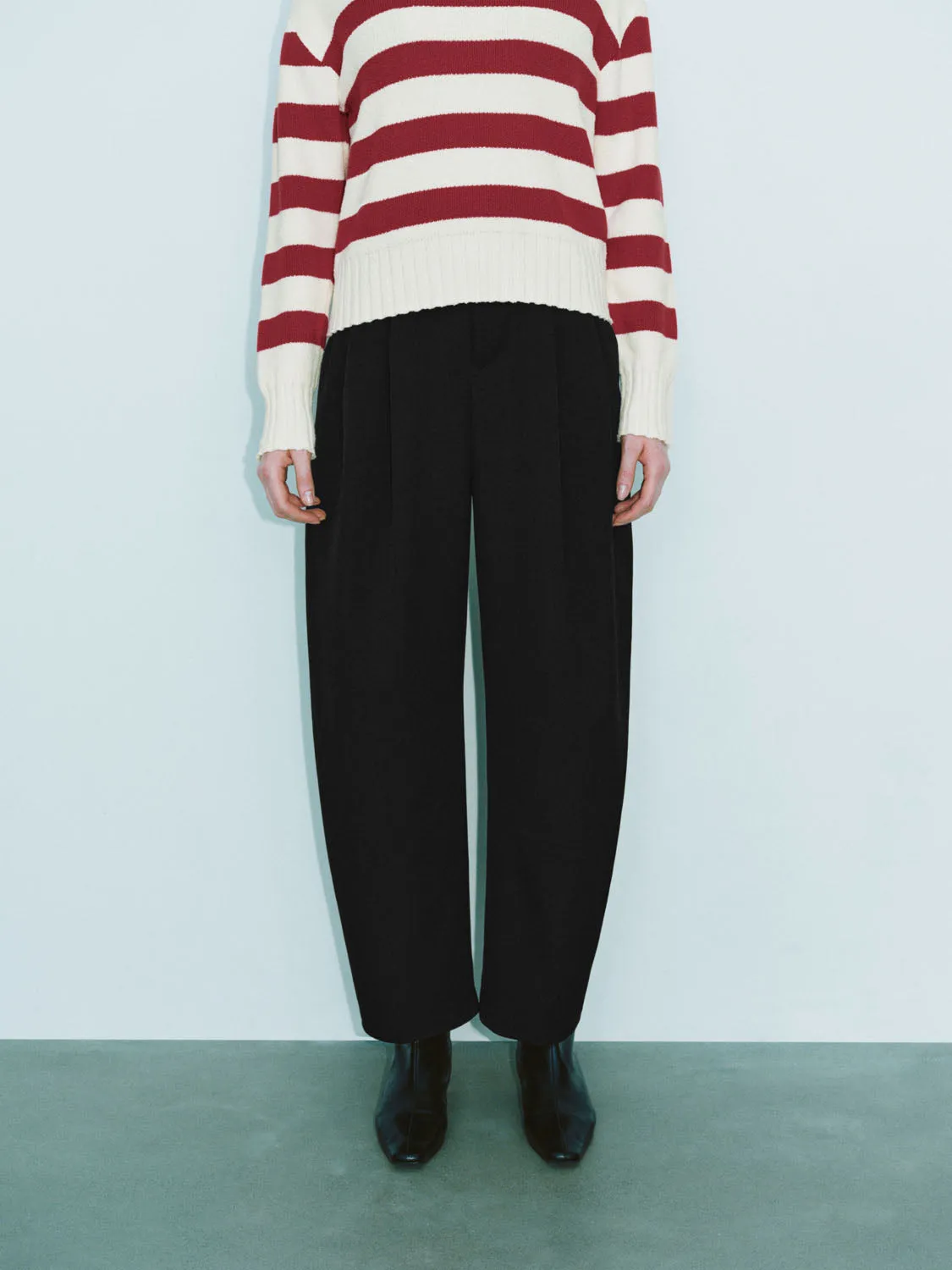 Barrel Pants sold by Urban Revivo product image thumbnail 2