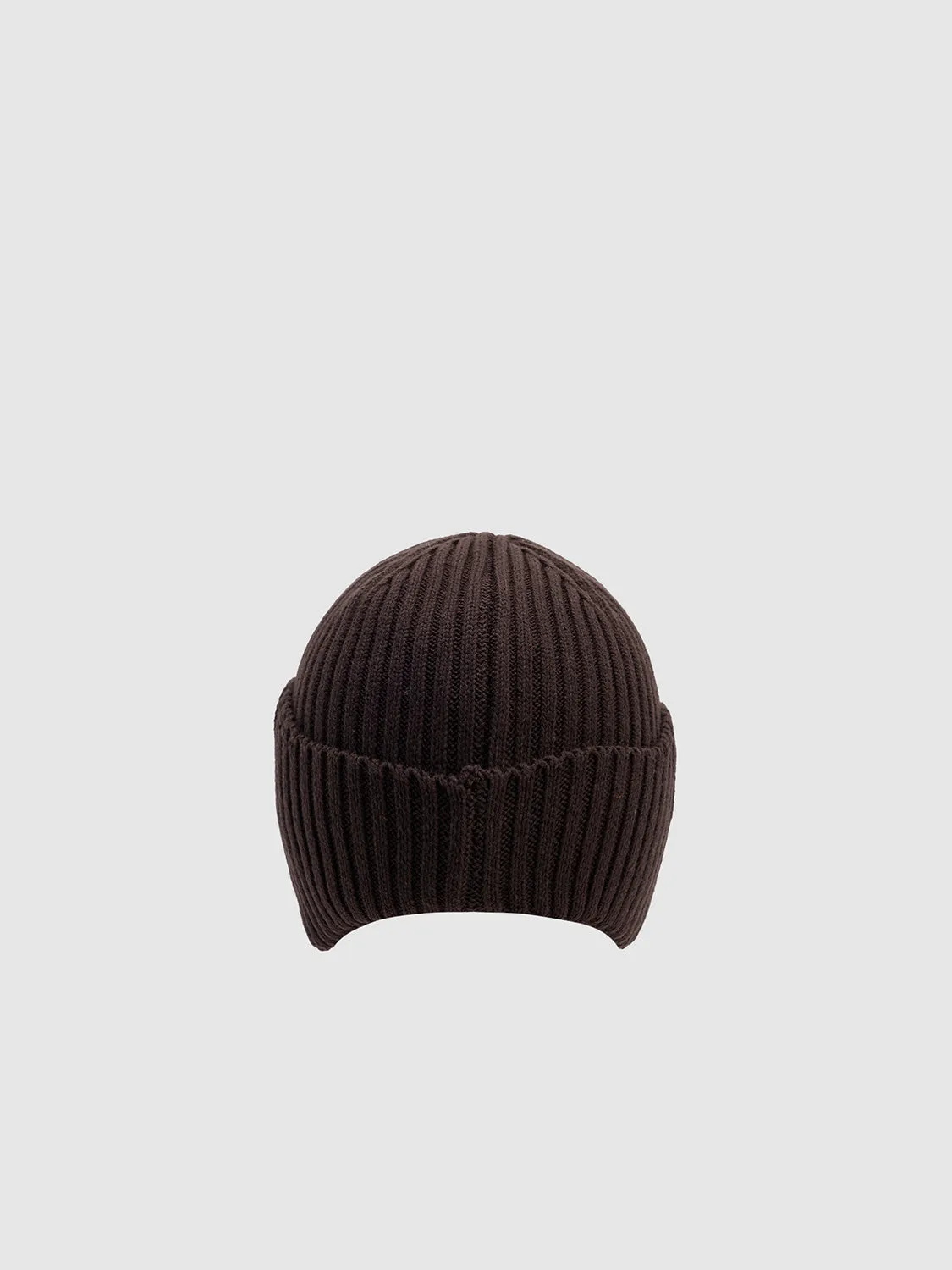 Beanie sold by Urban Revivo product image thumbnail 3