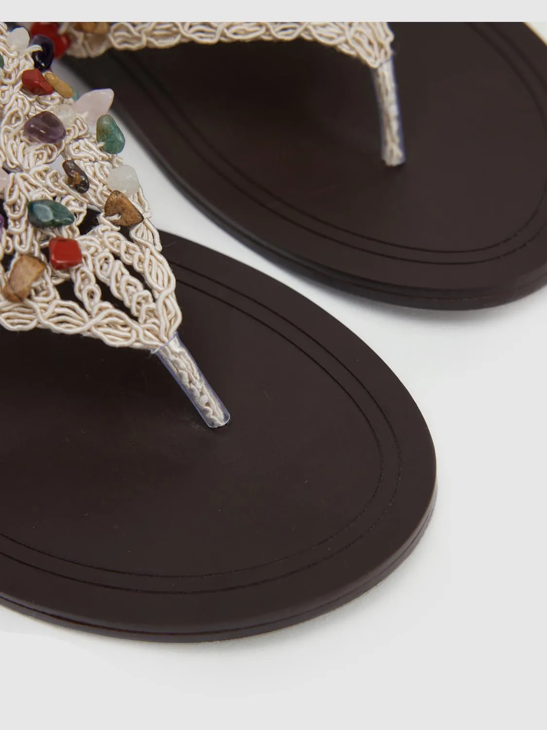 Slippers sold by Urban Revivo product image thumbnail 5