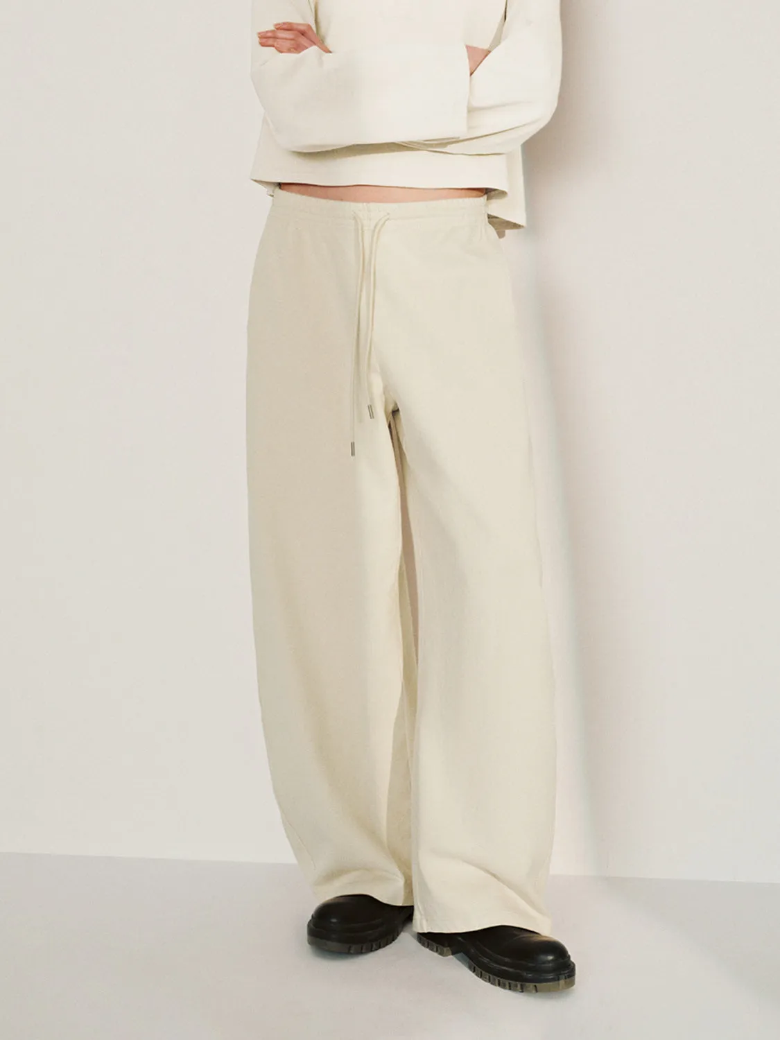 Carrot Fit Pants sold by Urban Revivo product image thumbnail 2