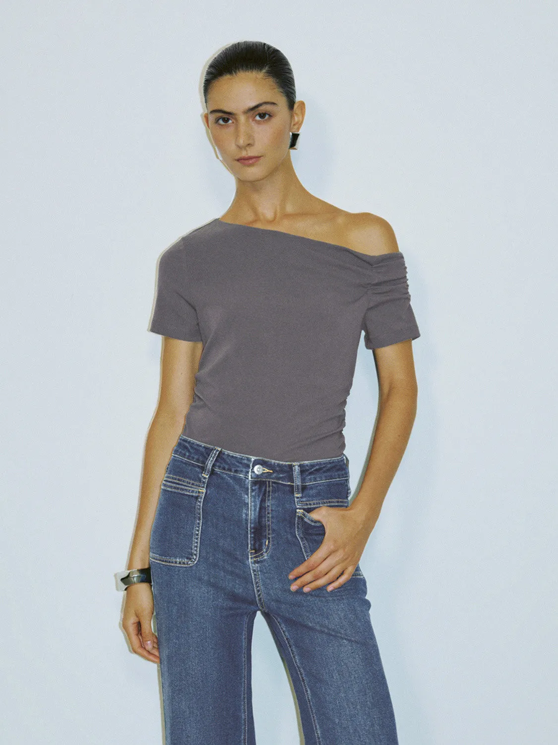 One Shoulder T-Shirts sold by Urban Revivo