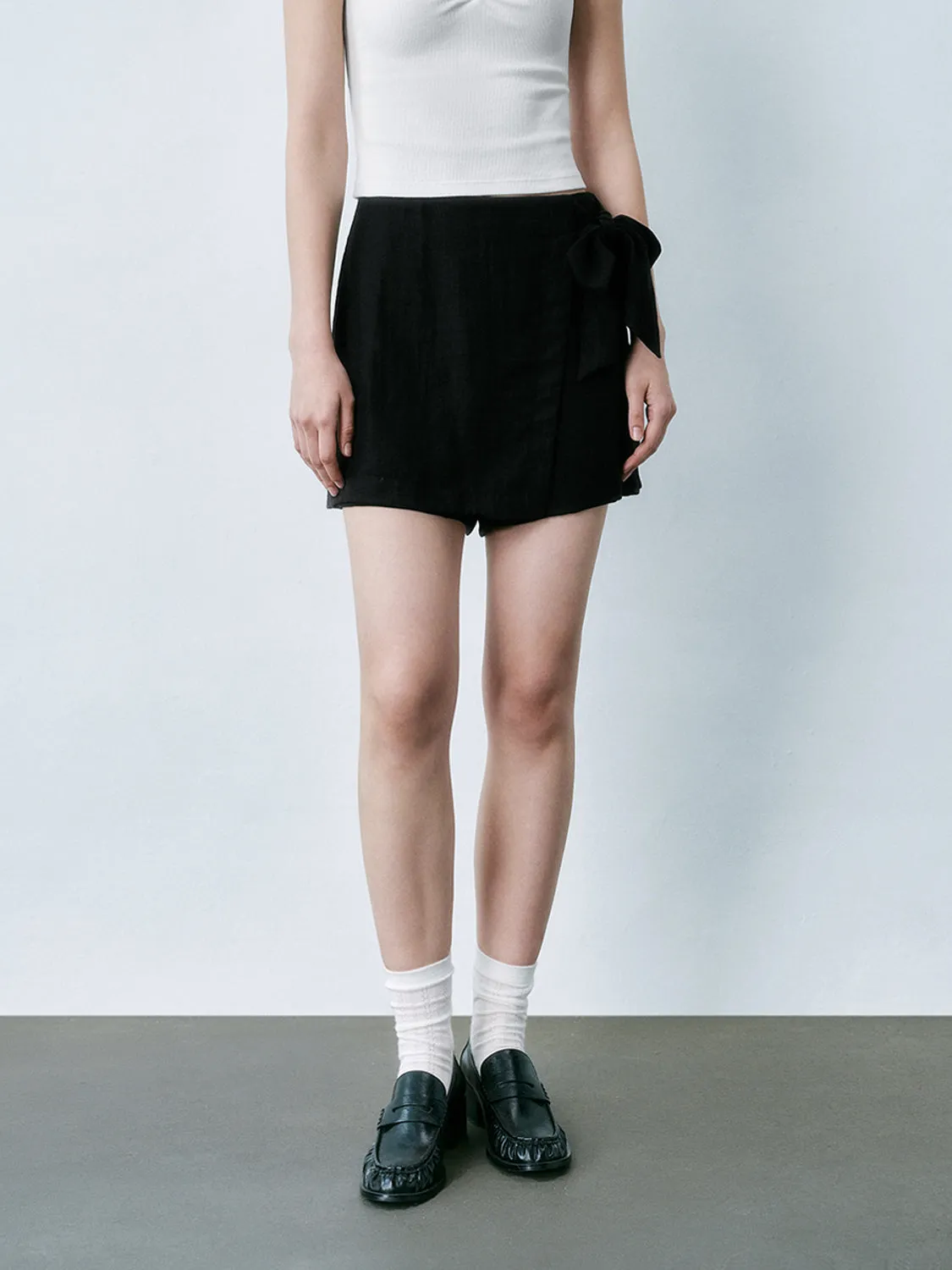 Shorts sold by Urban Revivo product image thumbnail 2