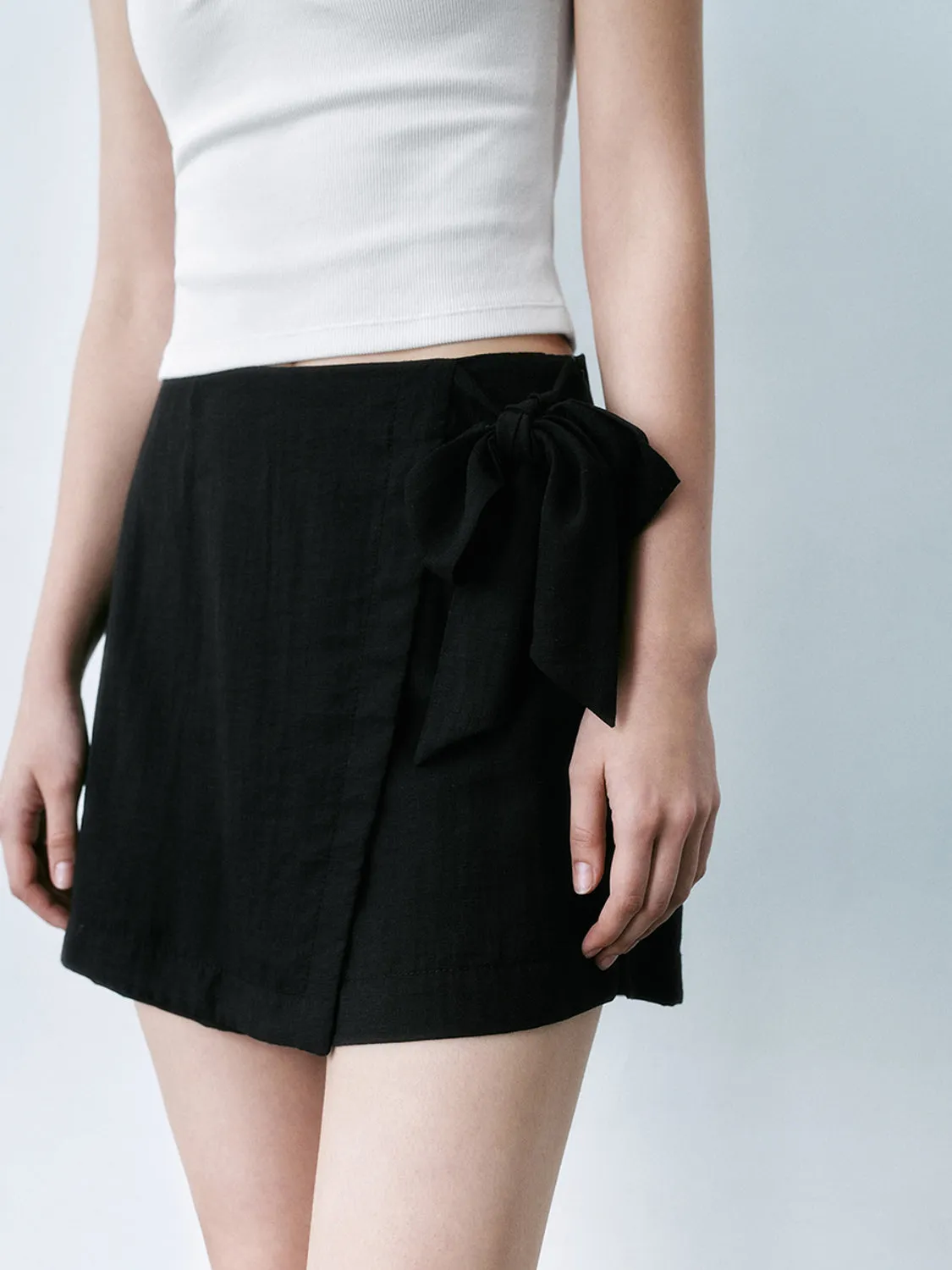 Shorts sold by Urban Revivo product image thumbnail 4
