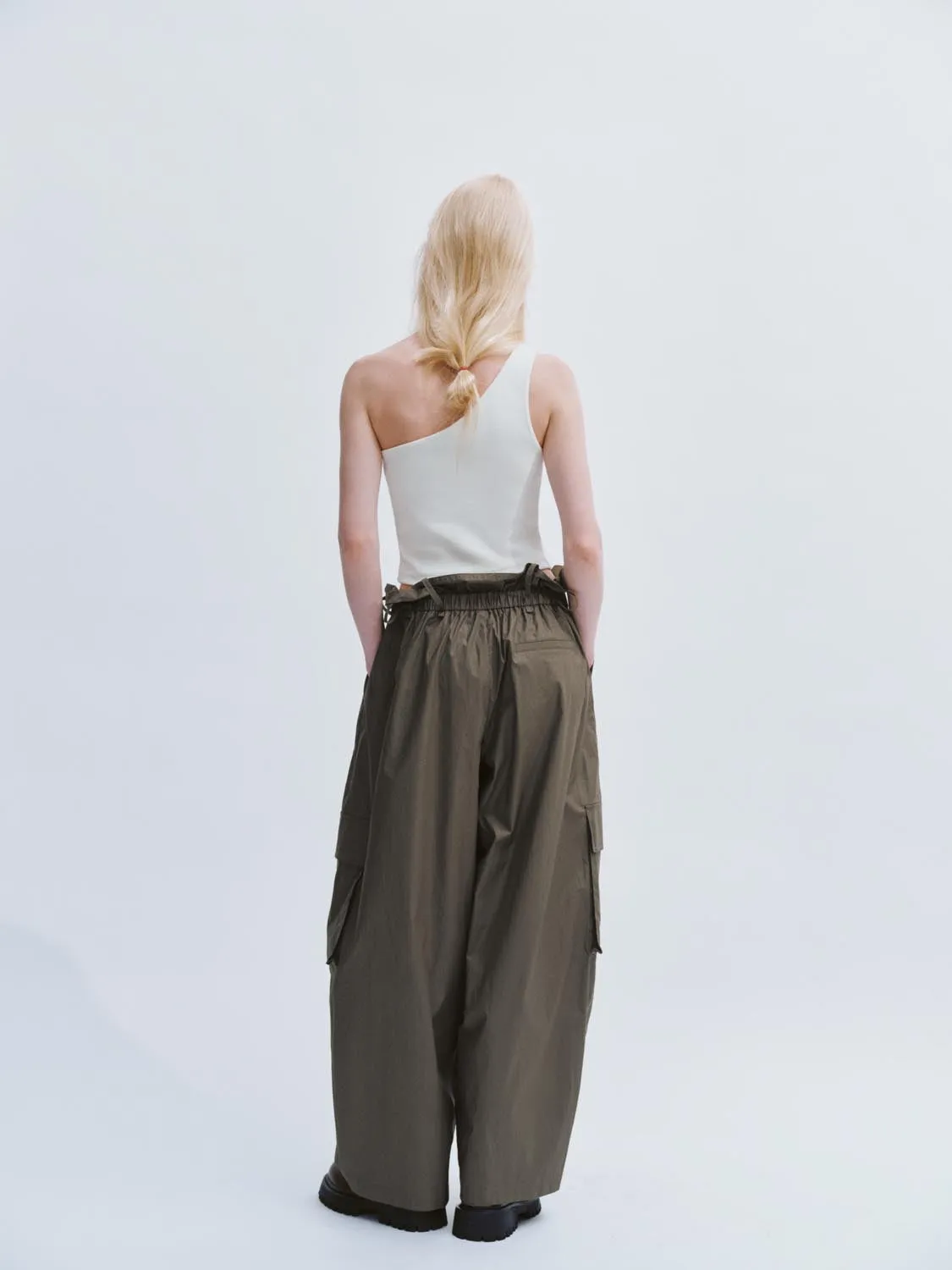 Carrot Fit Pants sold by Urban Revivo product image thumbnail 4