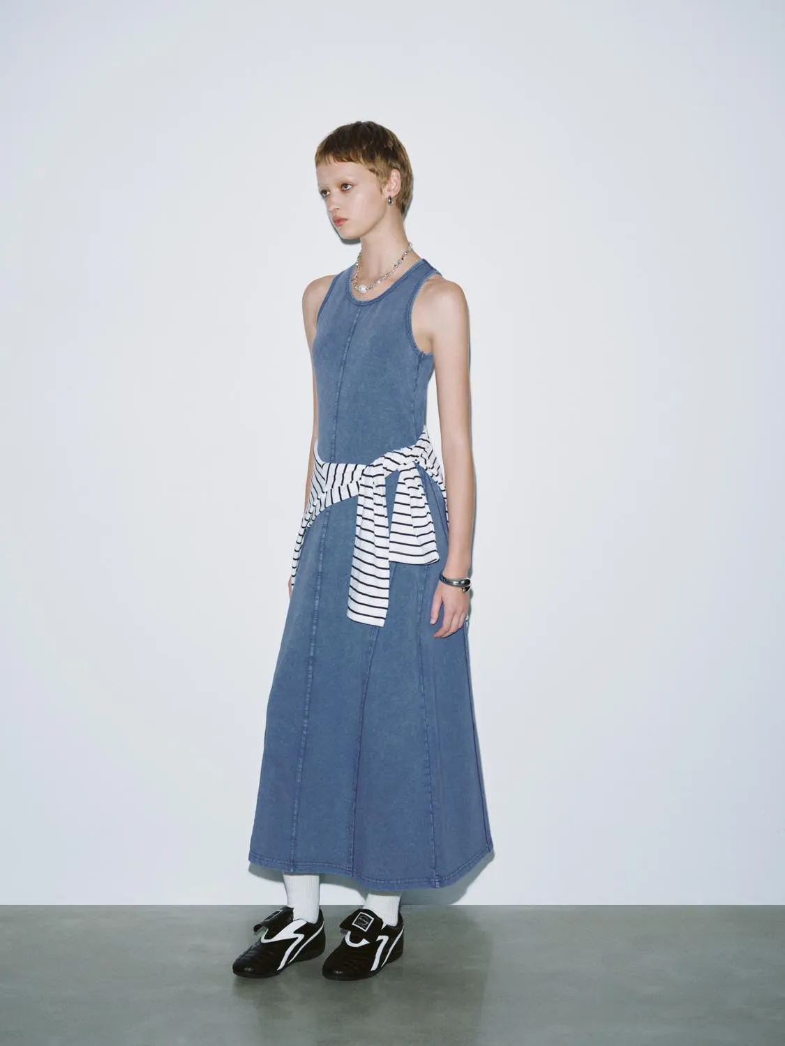 Denim Sleeveless A-Line Maxi Dresses sold by Urban Revivo product image thumbnail 5