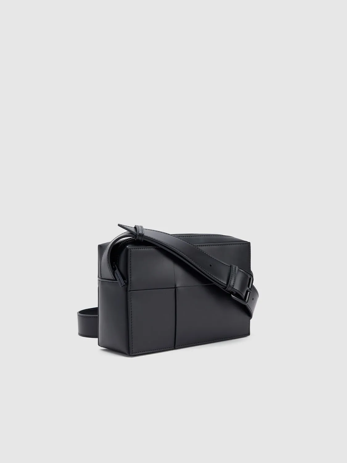 Crossbody Bags sold by Urban Revivo product image thumbnail 2