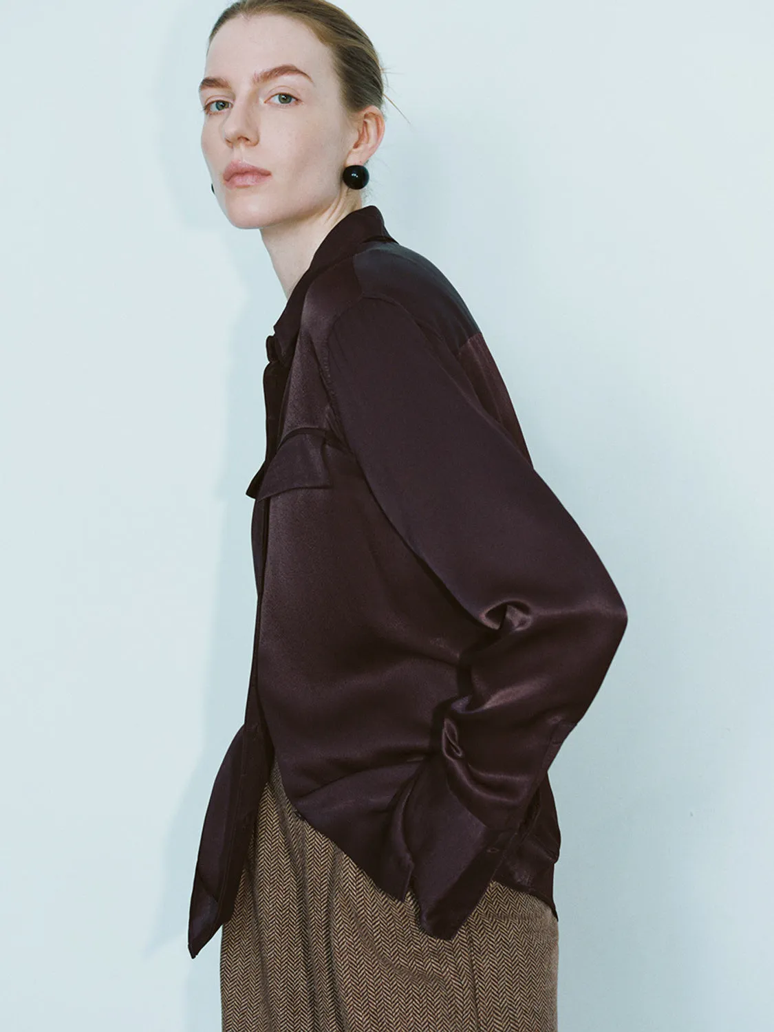 Button Up Long Sleeve Shirts sold by Urban Revivo product image thumbnail 3