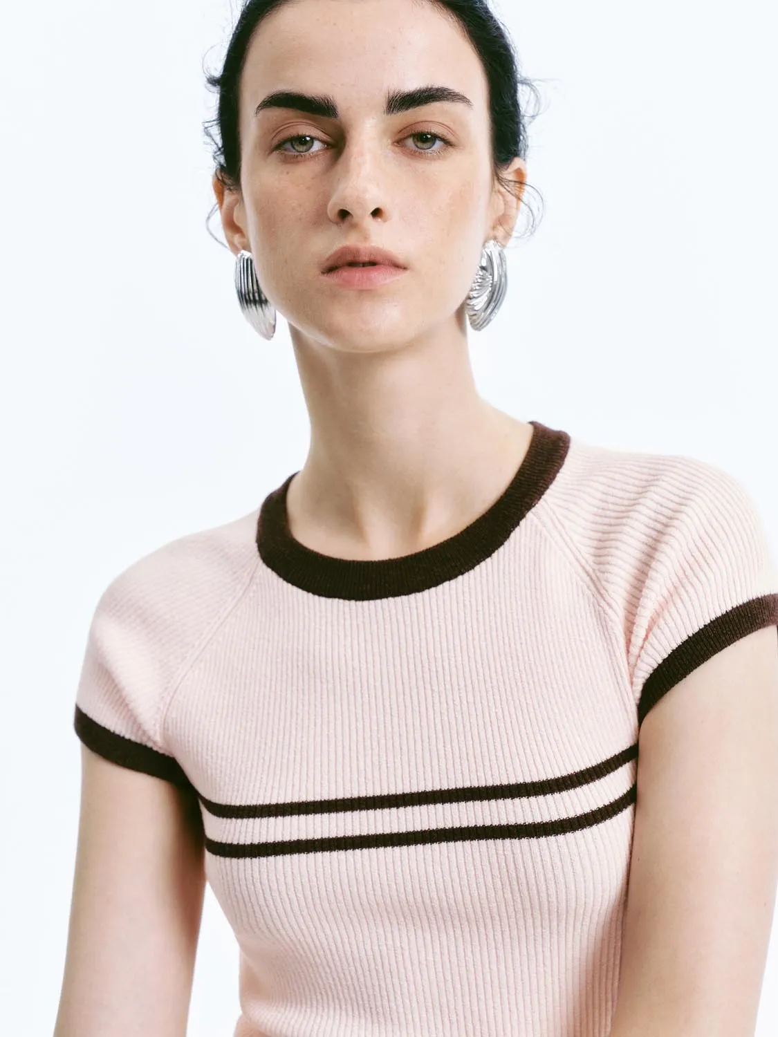 Knitted T-Shirts sold by Urban Revivo product image thumbnail 3