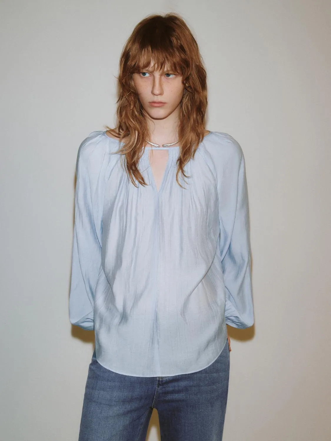 Overhead Shirts sold by Urban Revivo