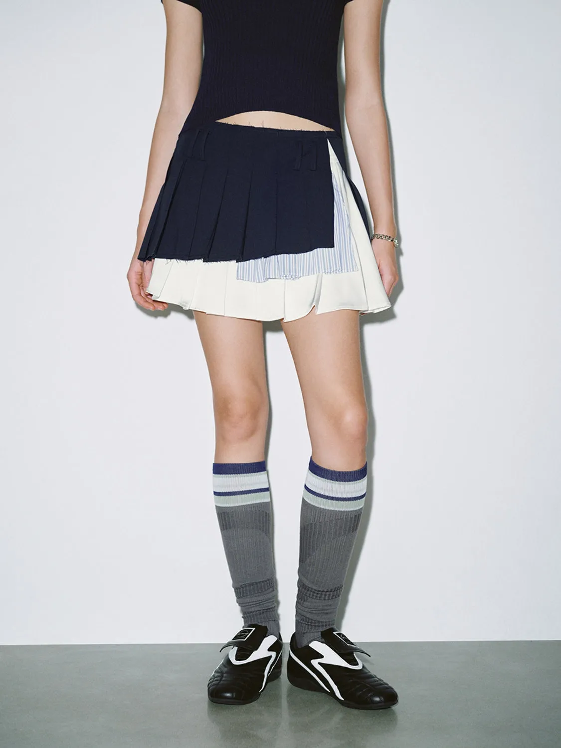 Paneled Mini A-Line Skirts sold by Urban Revivo product image thumbnail 2