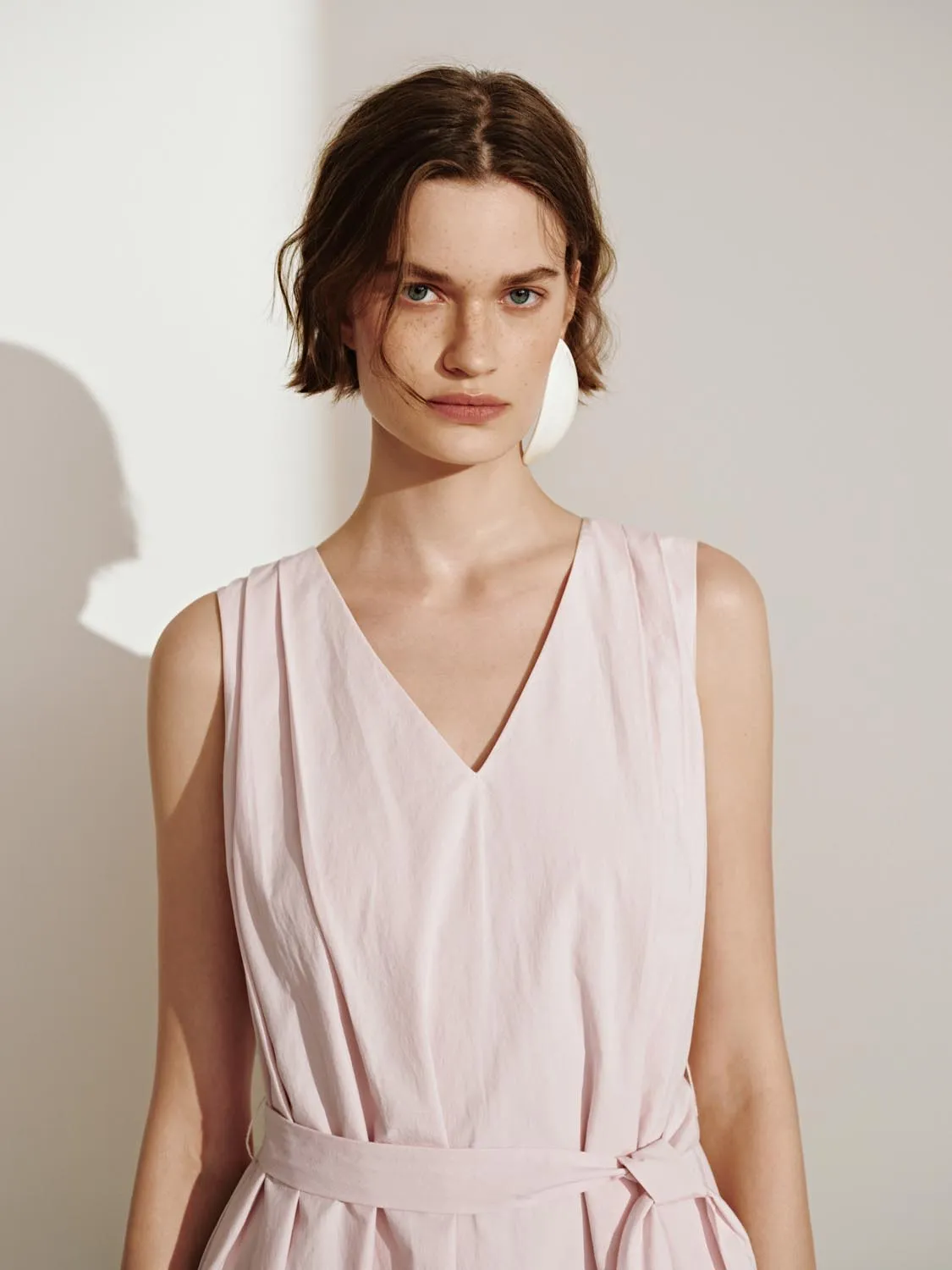 Sleeveless Balloon Dresses sold by Urban Revivo product image thumbnail 5