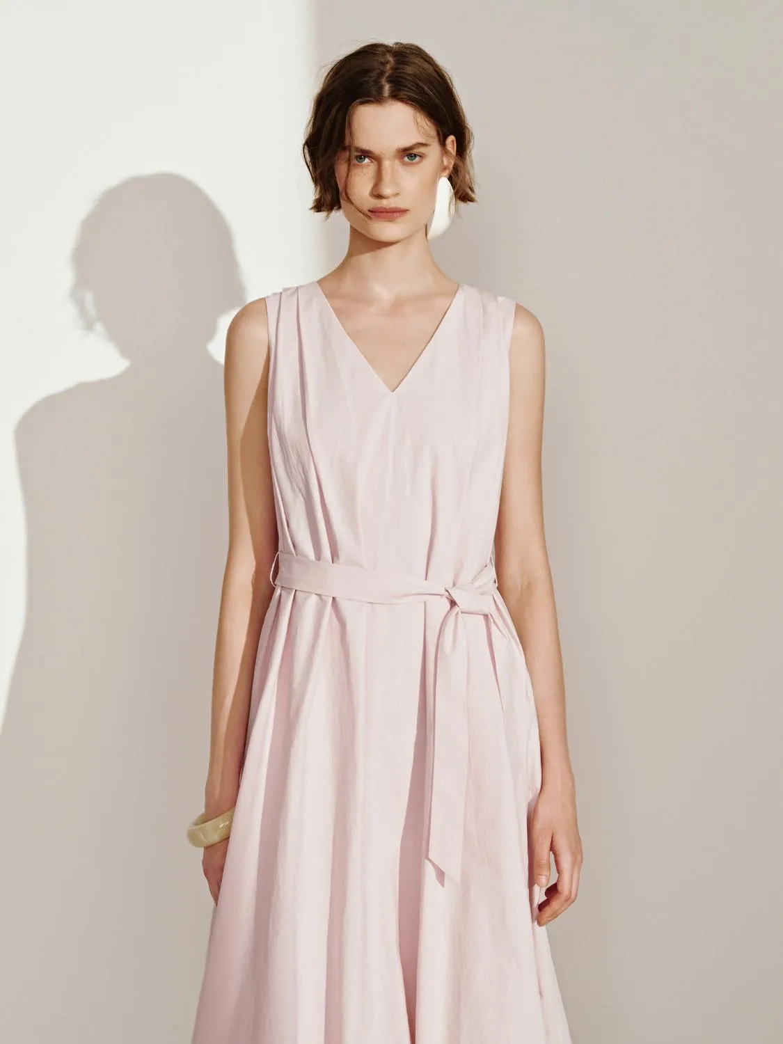 Sleeveless Balloon Dresses sold by Urban Revivo product image thumbnail 3