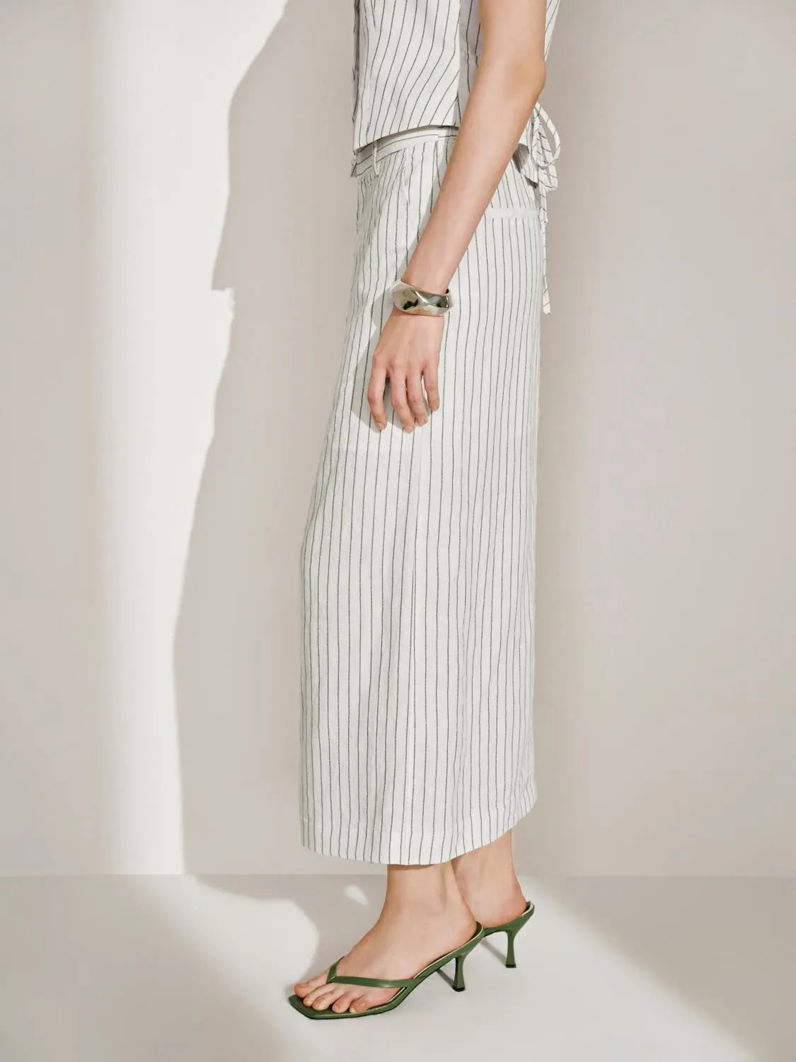 Striped Straight Skirts sold by Urban Revivo product image thumbnail 3