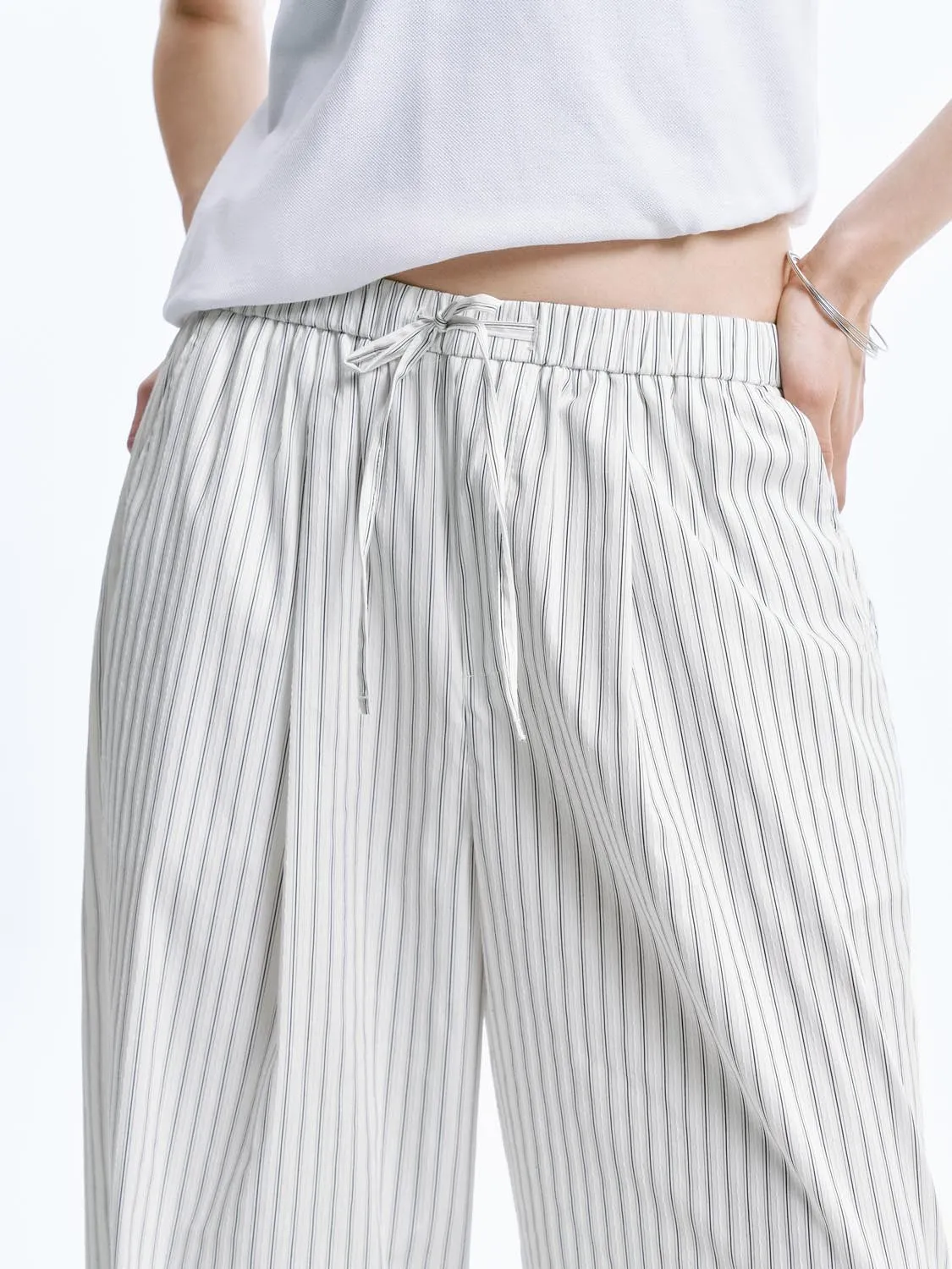Wide-Leg Pants sold by Urban Revivo product image thumbnail 5
