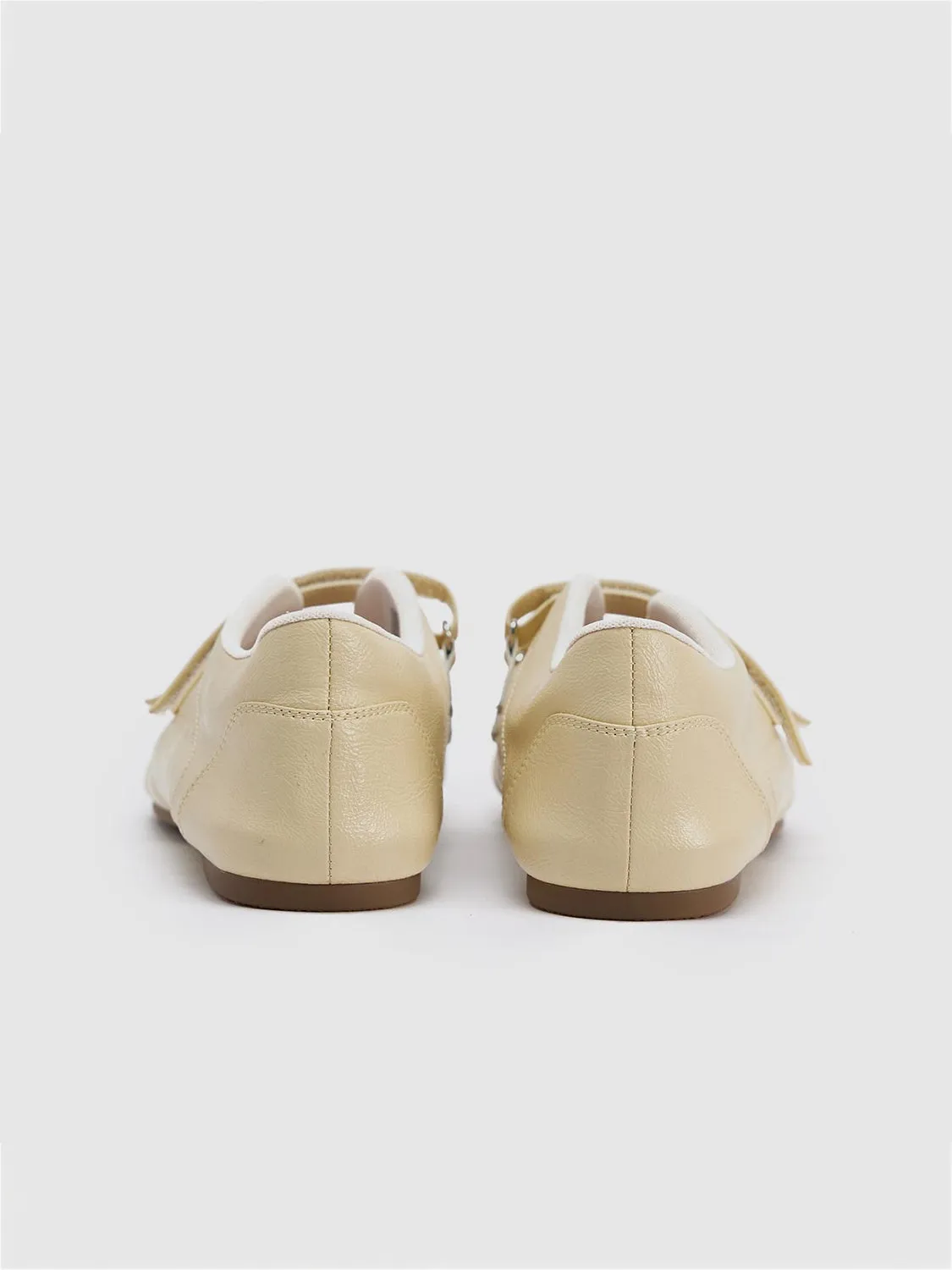 Pumps sold by Urban Revivo product image thumbnail 3