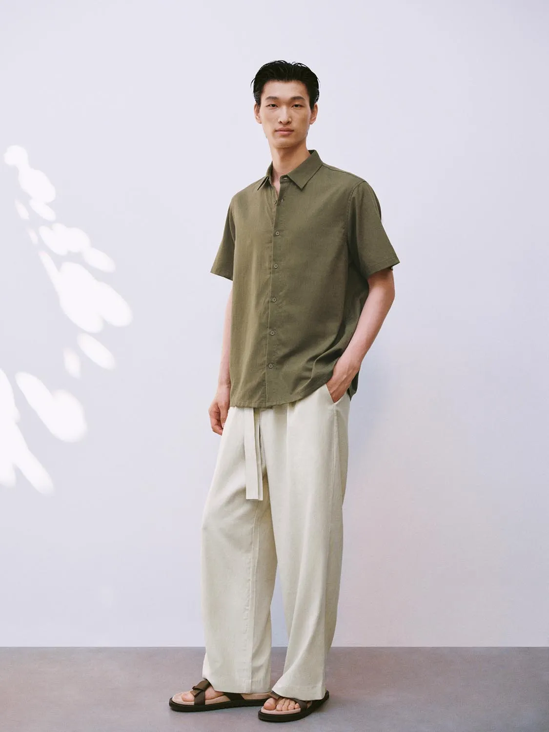 Button Up Shirts sold by Urban Revivo product image thumbnail 4