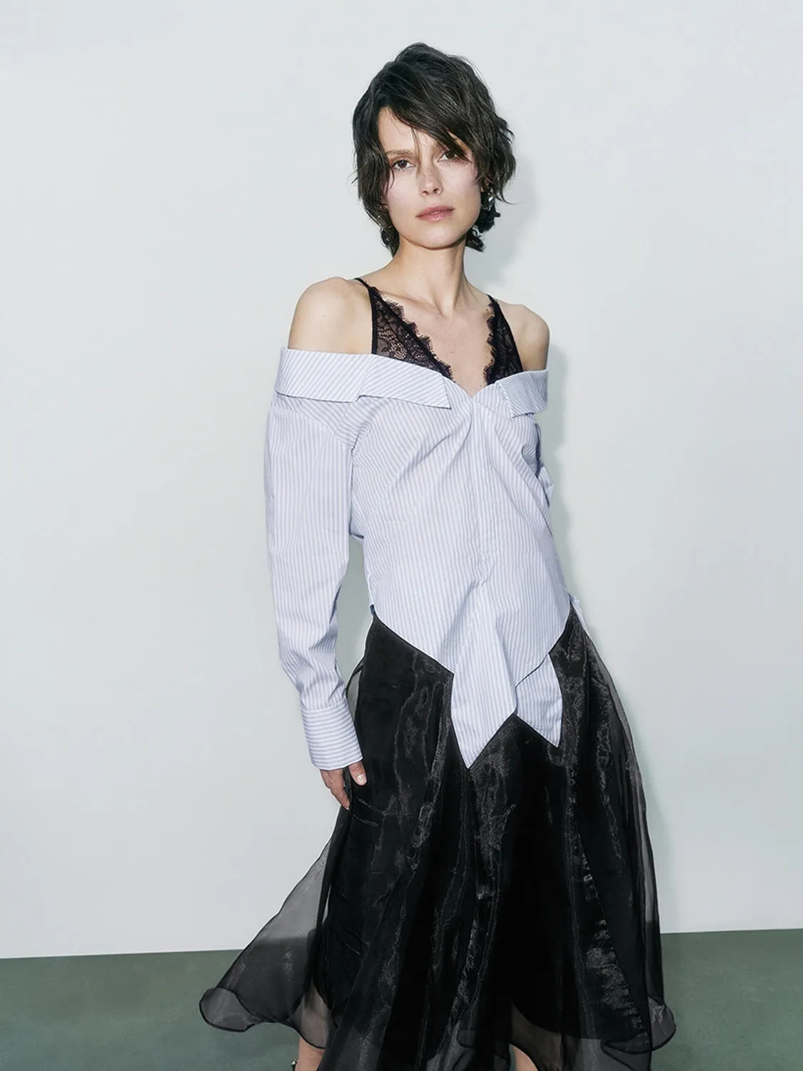 Lace Decor Overhead Shirts sold by Urban Revivo