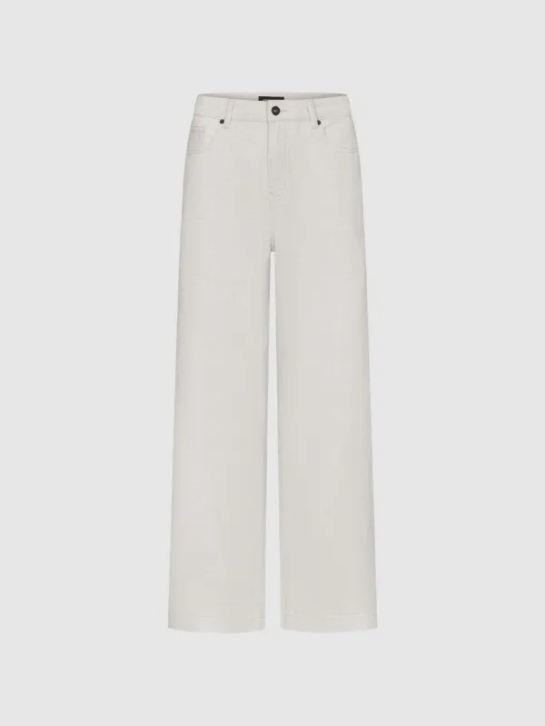 Denim Jeans sold by Urban Revivo