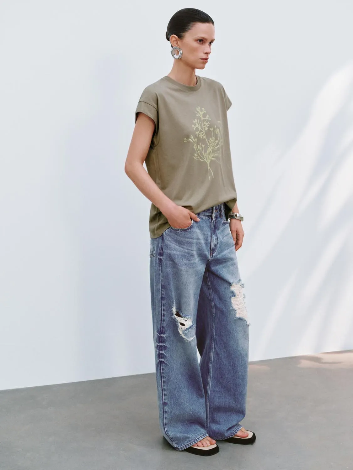 Printed Short Sleeve T-Shirts sold by Urban Revivo product image thumbnail 5