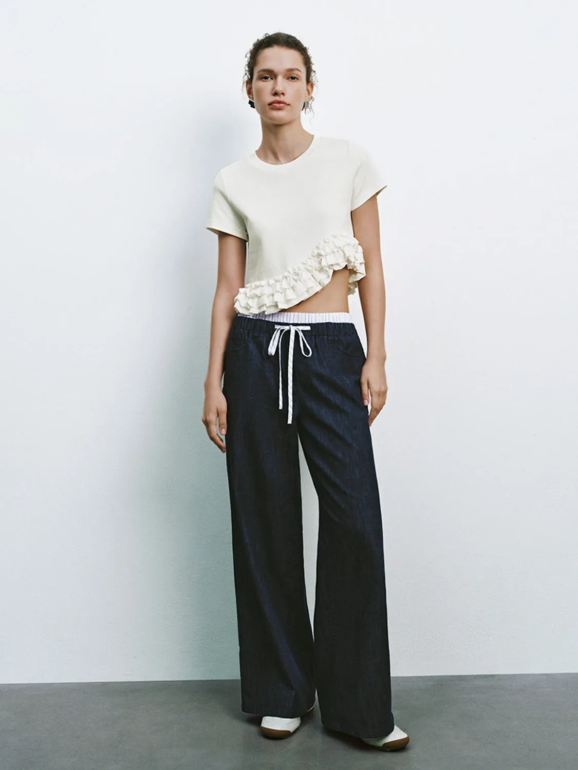 Ruffle Hem Short Sleeve T-Shirts sold by Urban Revivo product image thumbnail 4