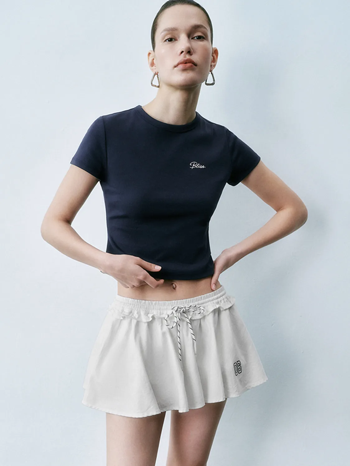 Cropped Short Sleeve T-Shirts sold by Urban Revivo product image thumbnail 4