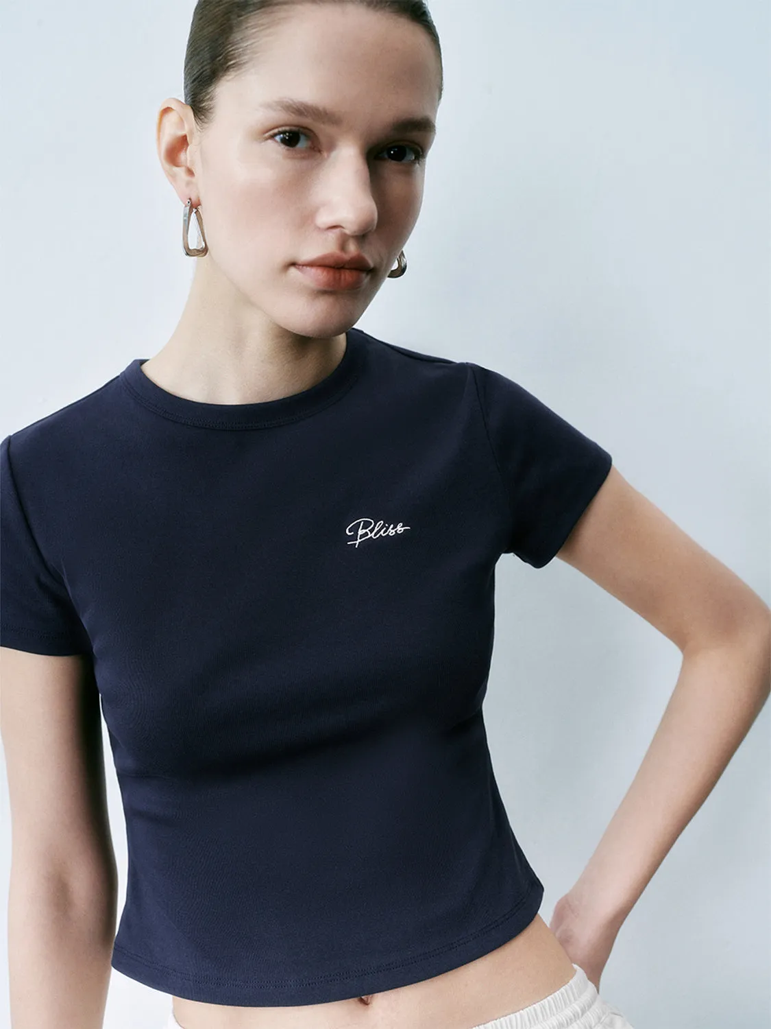 Cropped Short Sleeve T-Shirts sold by Urban Revivo product image thumbnail 3