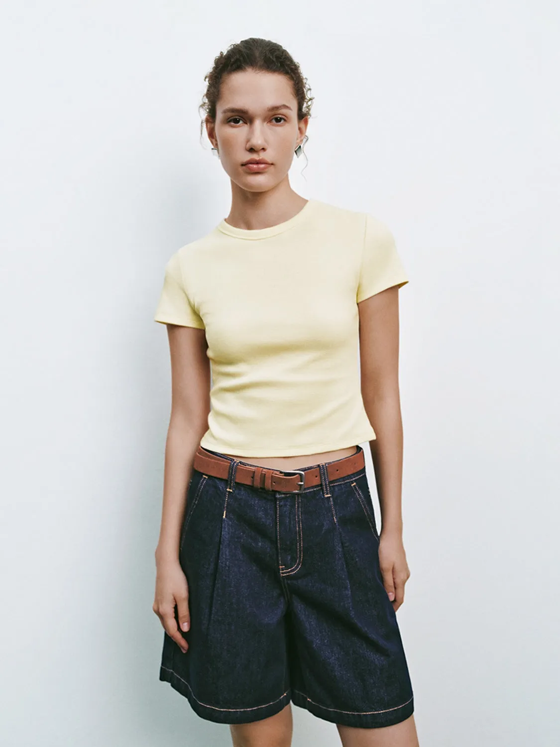 Cropped Short Sleeve T-Shirts sold by Urban Revivo