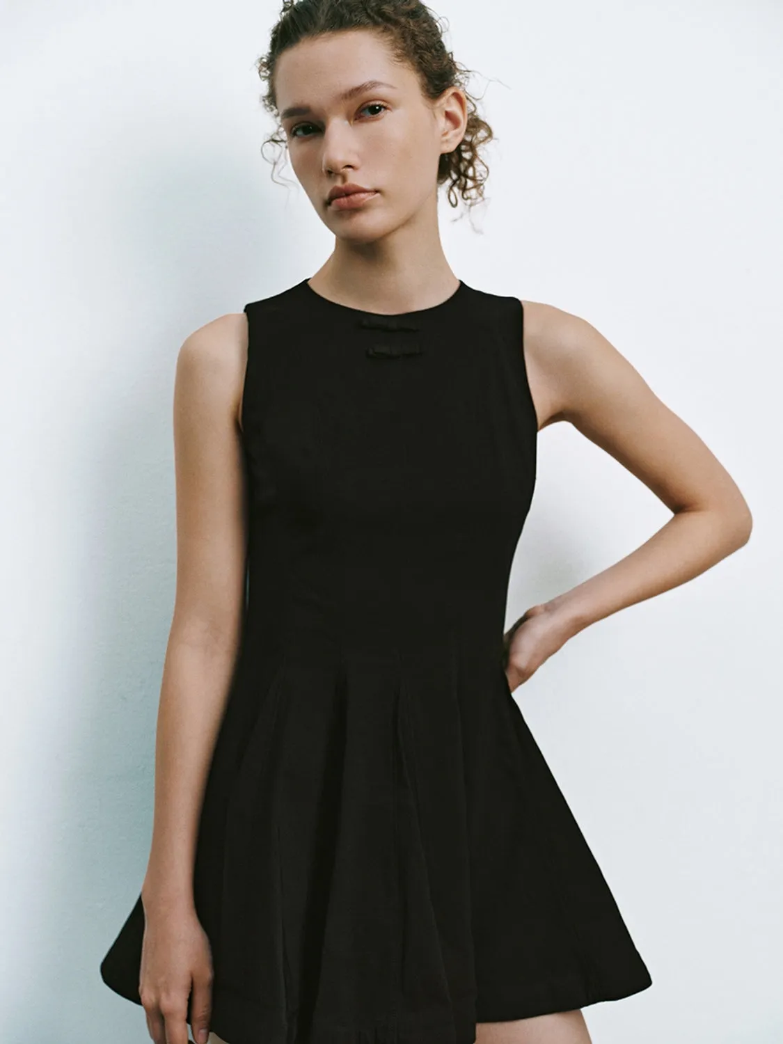 Sleeveless Flared Mini Dresses sold by Urban Revivo product image thumbnail 3