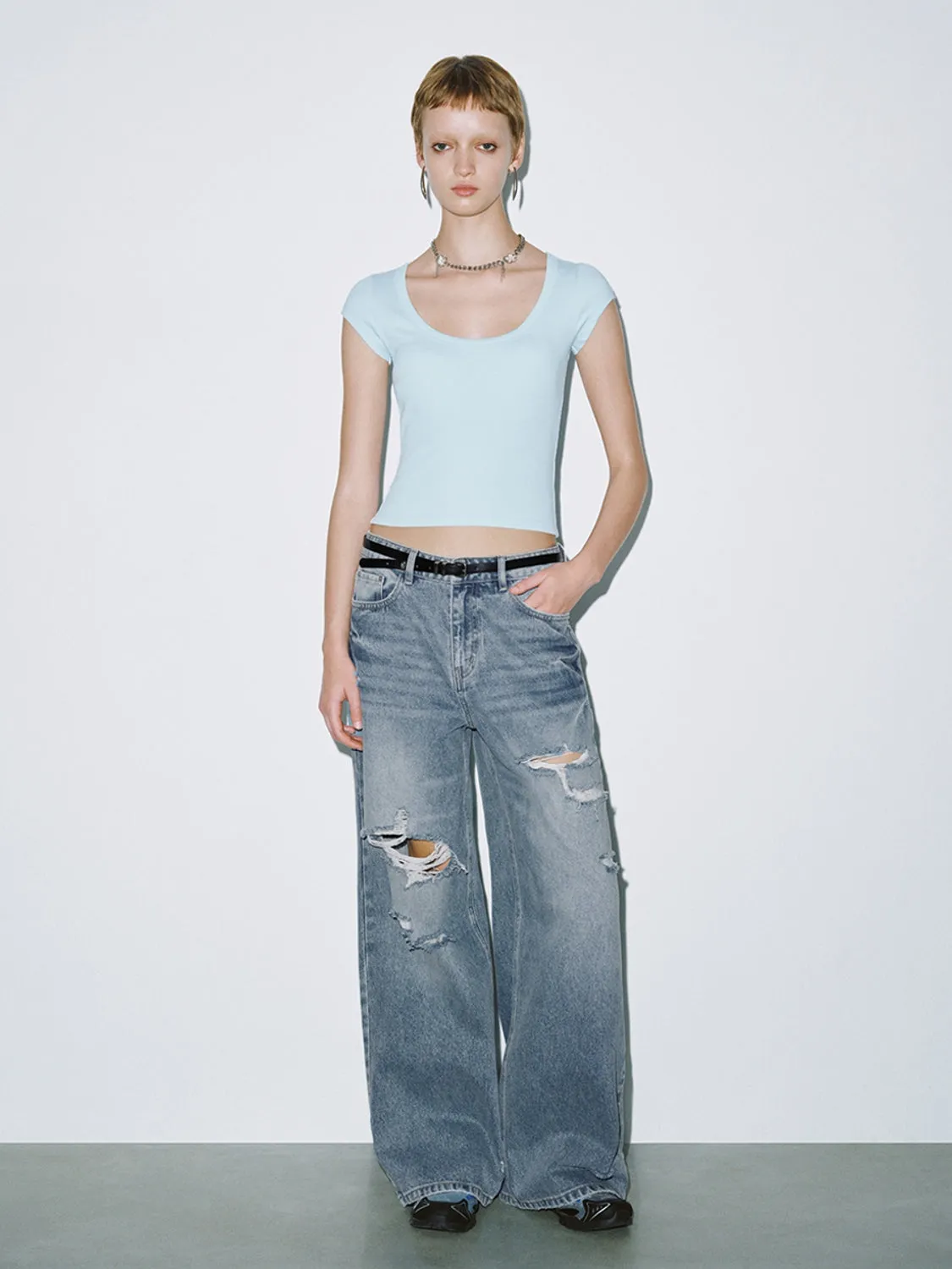 Cropped Cap Sleeve T-Shirts sold by Urban Revivo product image thumbnail 4