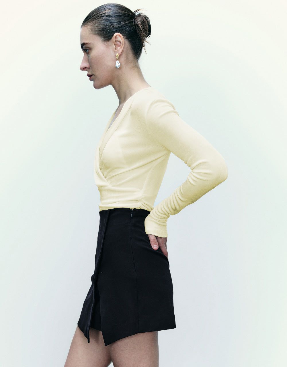 Surplice Front V-Neck Skinny T-Shirt sold by Urban Revivo product image thumbnail 3