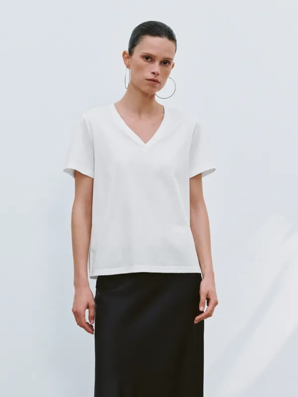 V-Neck T-Shirts sold by Urban Revivo