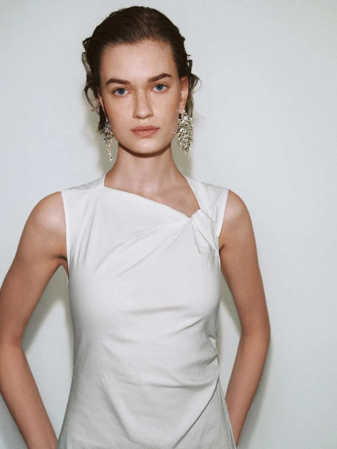 Skinny-Fit Sleeveless Midi Dresses sold by Urban Revivo product image thumbnail 3