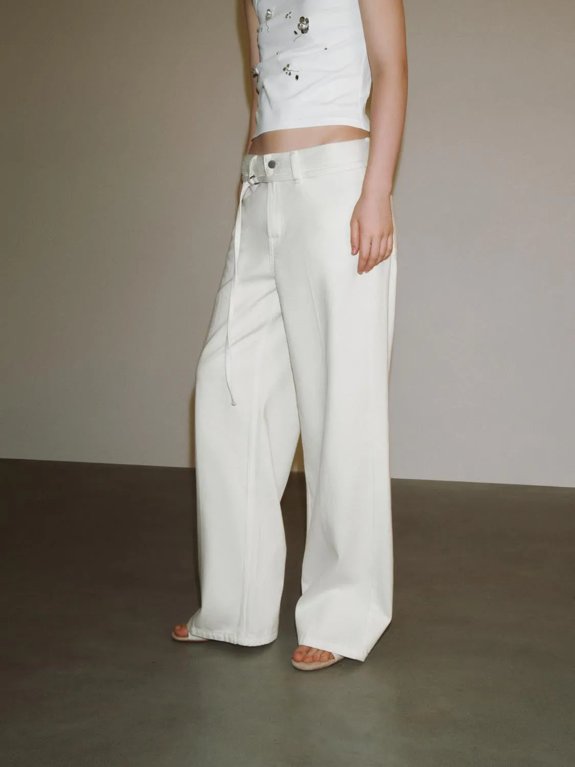 Denim Jeans sold by Urban Revivo product image thumbnail 3