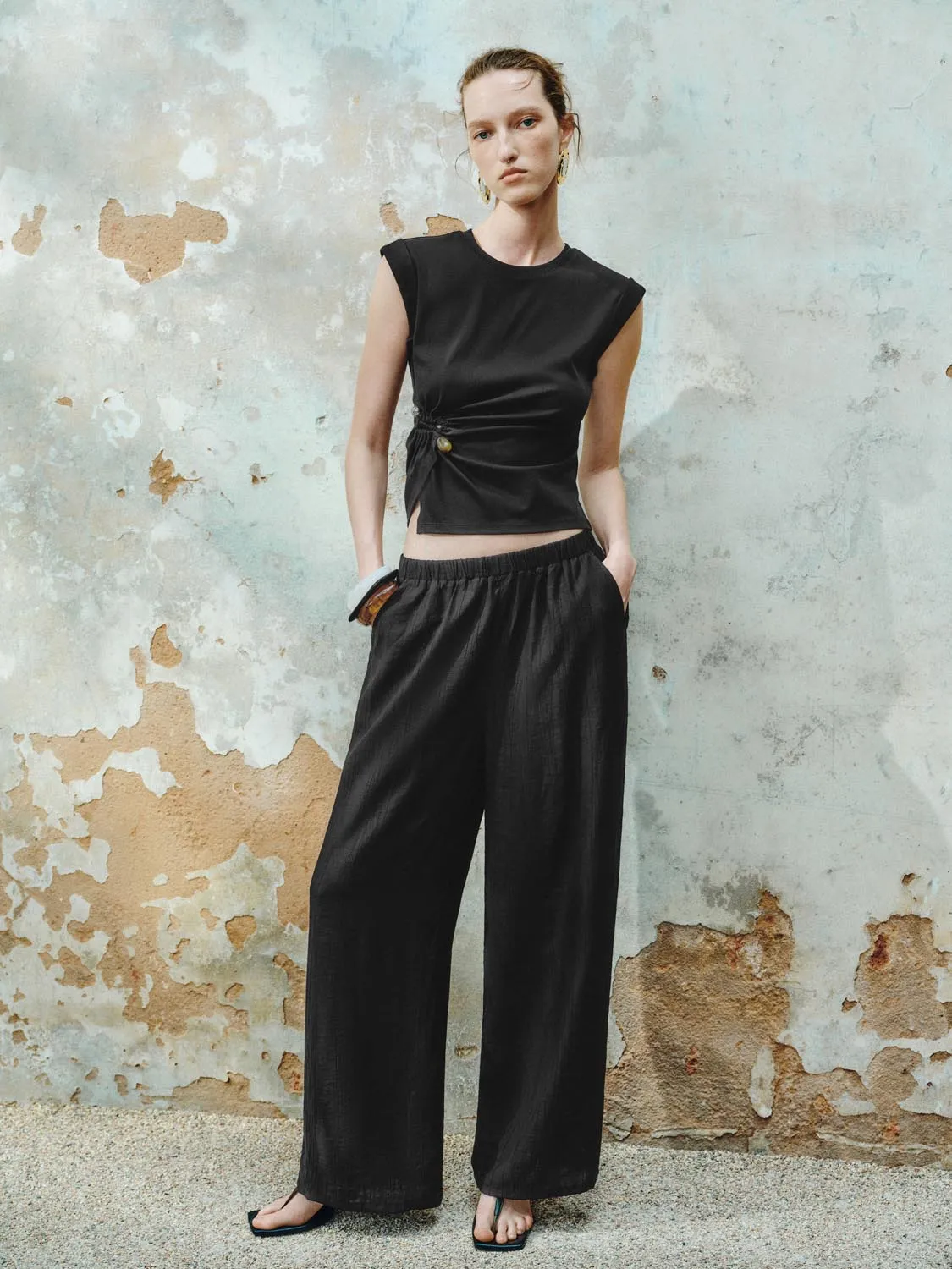 Short Sleeve T-Shirts sold by Urban Revivo product image thumbnail 5